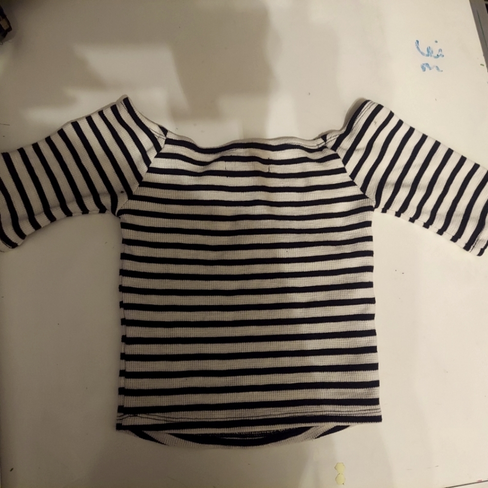 Crop top - Picture 3 of 4